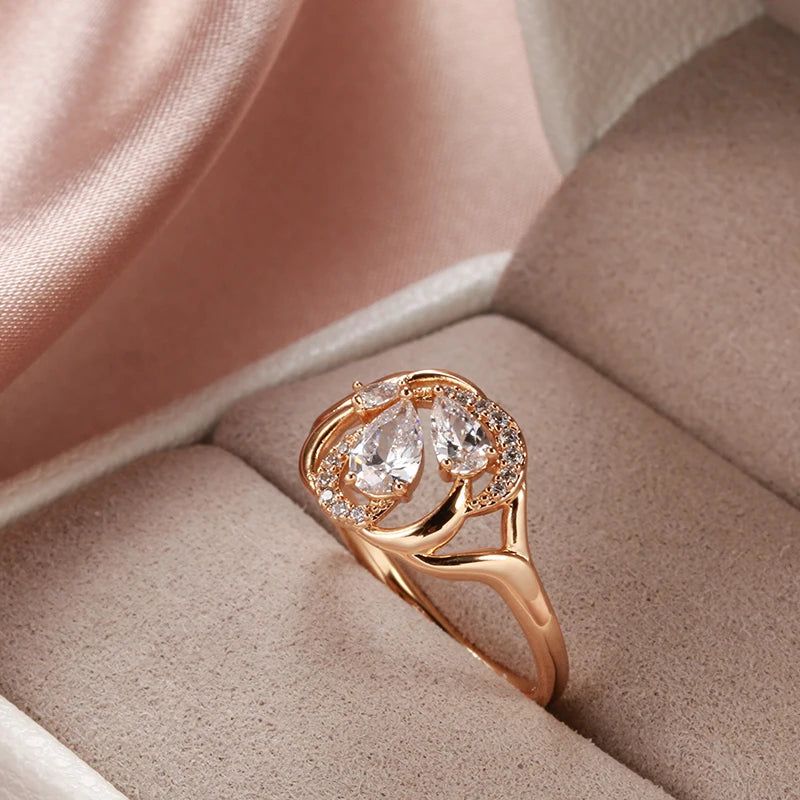 Radiant Rose Gold Floral Cocktail Ring with Natural Zircon and Shining Crystals