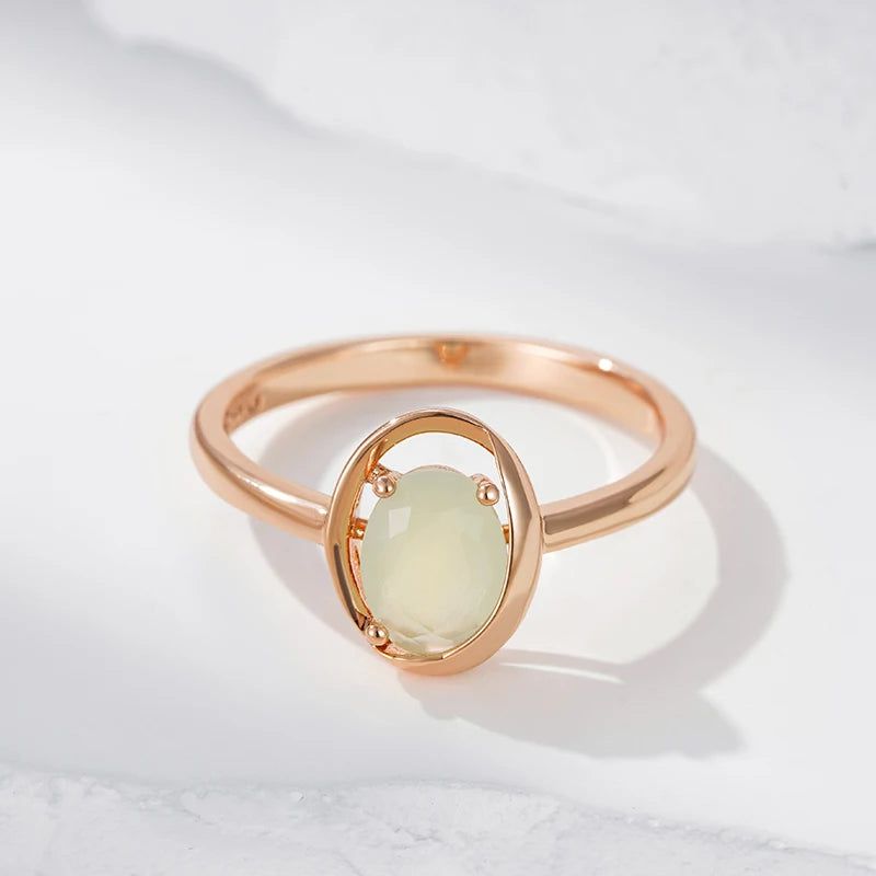 Refined Vintage 585 Rose Gold Oval Green Natural Zircon Ring