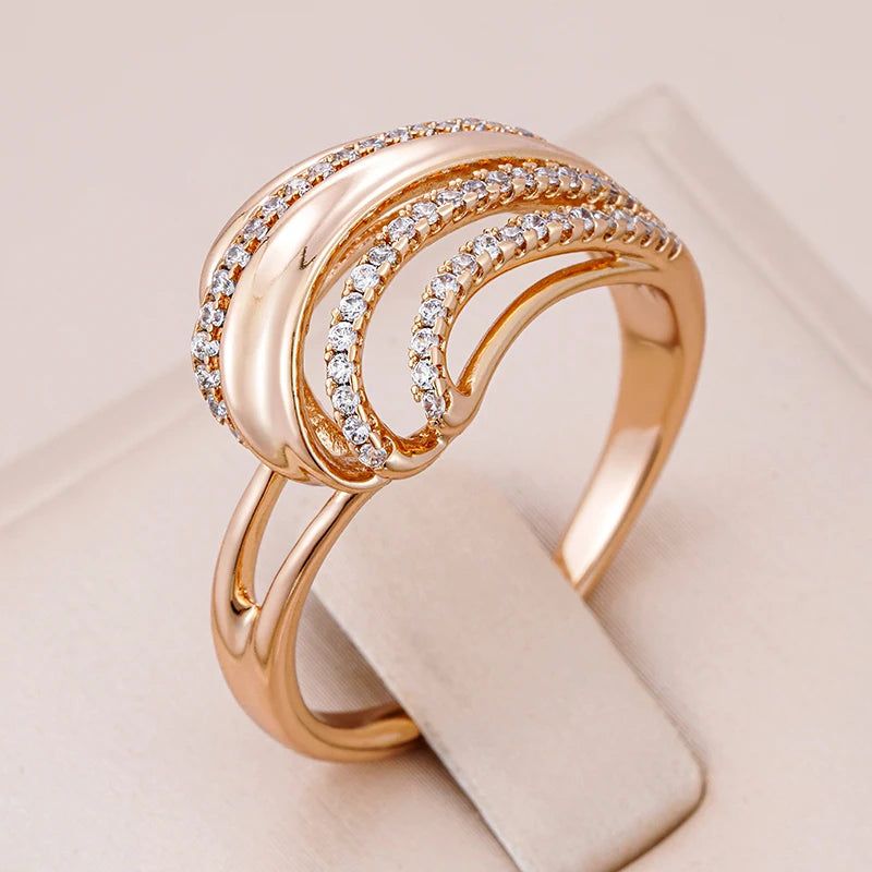 Refined Vintage 585 Rose Gold Wave Ring with Natural Zircon Accents