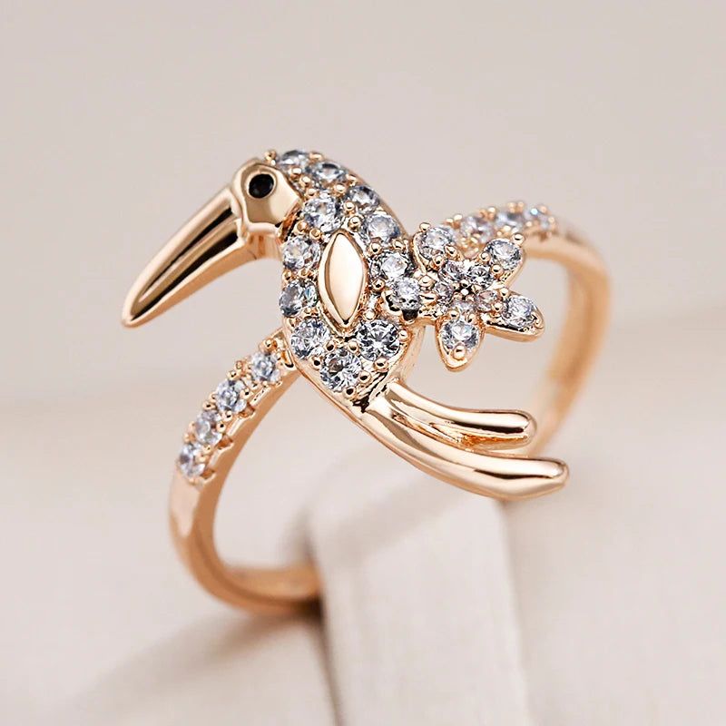 Refined Vintage Bird Design 585 Rose Gold Cocktail Ring with Natural Zircon