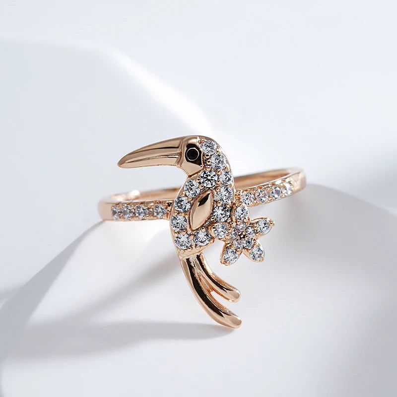 Refined Vintage Bird Design 585 Rose Gold Cocktail Ring with Natural Zircon