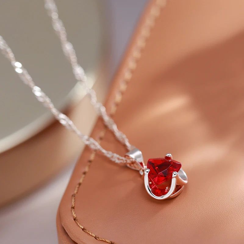 Romantic Red Zircon Pendant Necklace in 585 Rose Gold for Couples