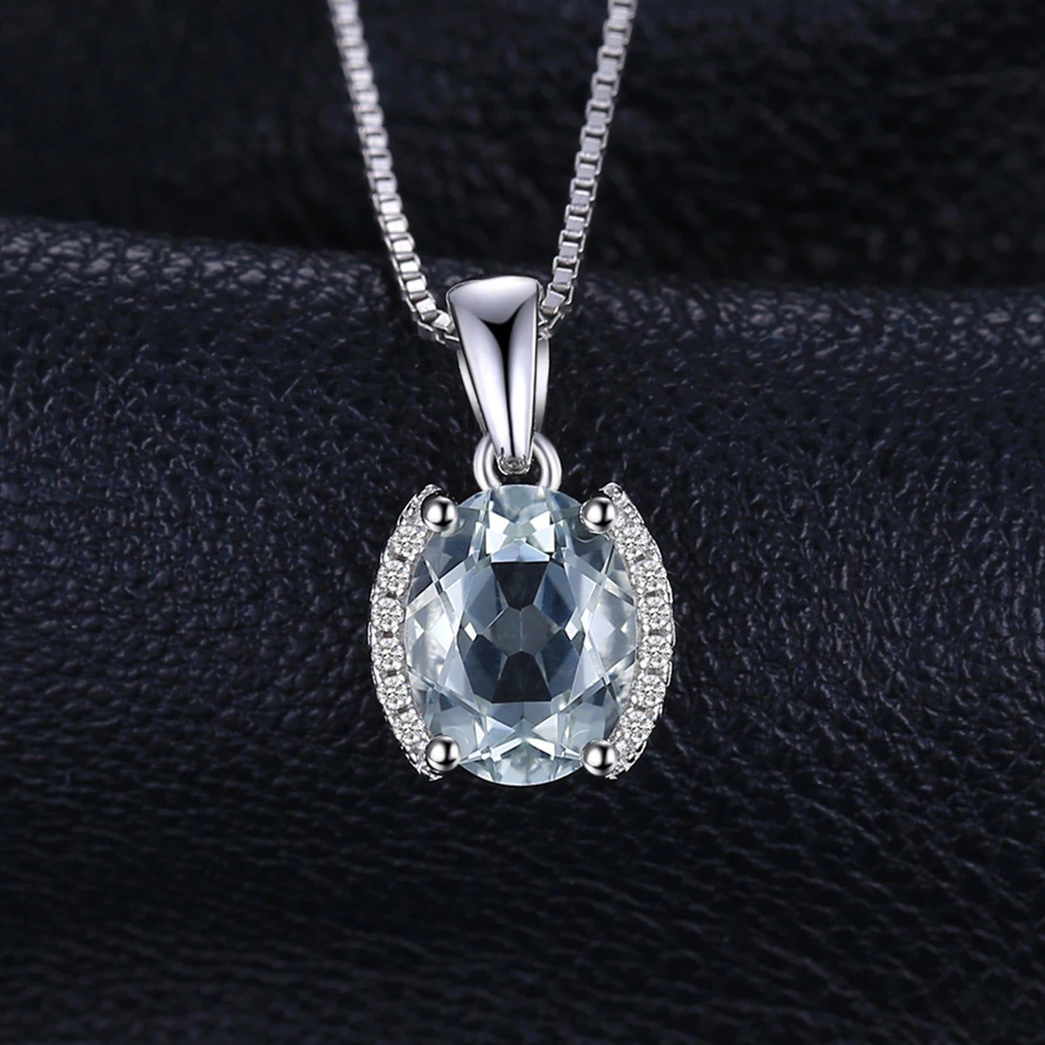 Natural Green Amethyst 1.7ct Oval Pendant in 925 Sterling Silver – Fashionable Choker Style (Pendant Only)