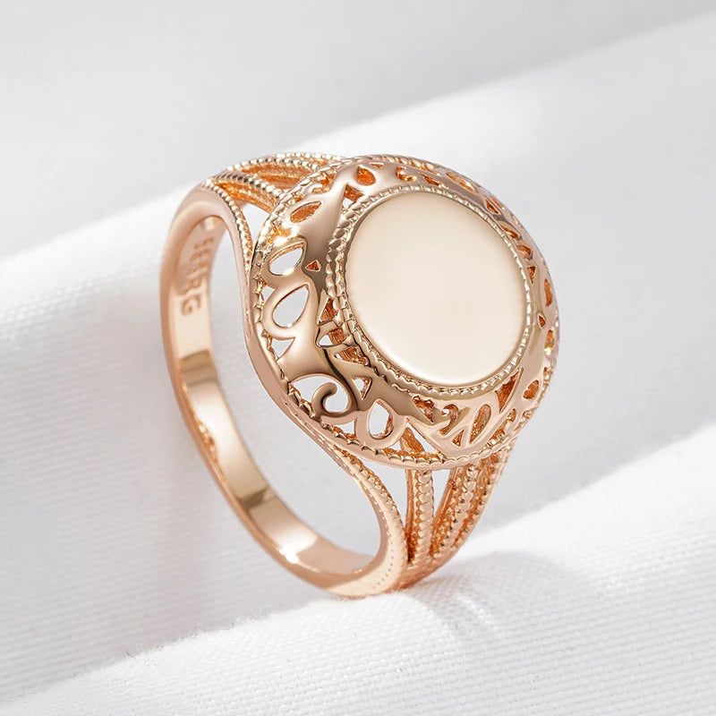 Sleek 585 Rose Gold Glossy Round Rings with Elegant Simplicity