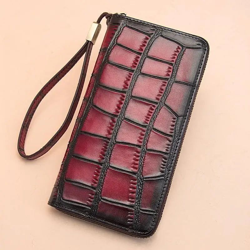 Sleek Crocodile Pattern Leather Wallet for Women – Stylish Multi-Card Holder in Genuine Cowhide