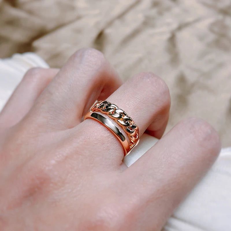 Sleek Minimalist Irregular Rose Gold Ring with Glossy Finish and Zircon Accent