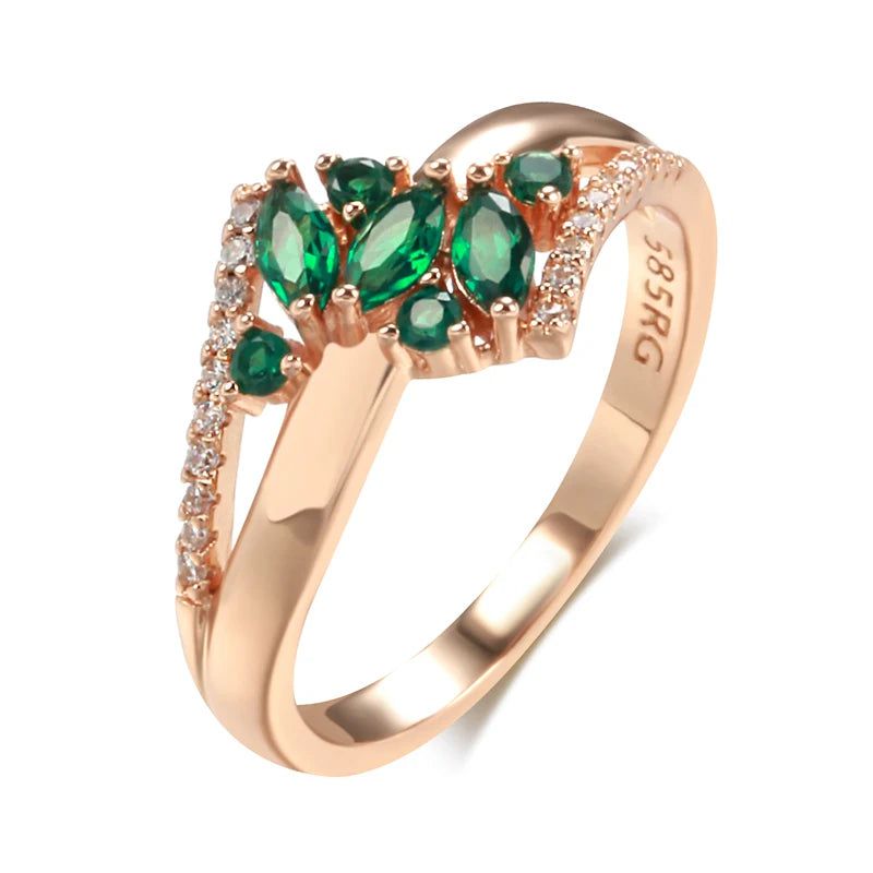 Smart Green Zircon Cocktail Ring in 585 Rose Gold with White Accents