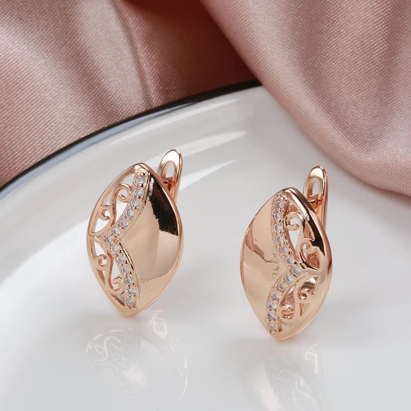 Smart Hollow Flower Dangle Earrings in 585 Rose Gold with Natural Zircon - Boho Chic Jewelry