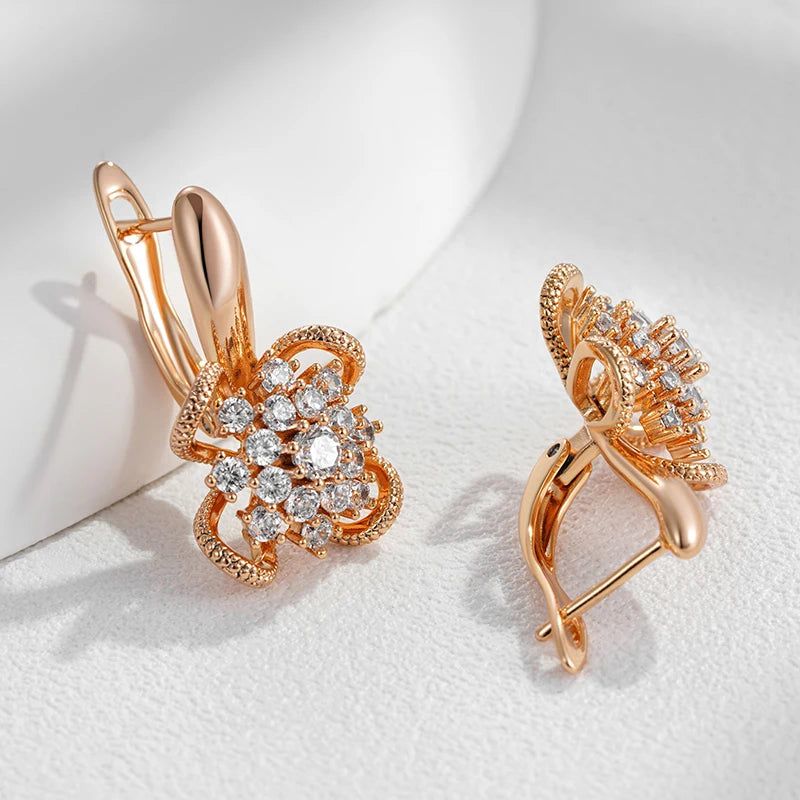 Smart Hollow Flower Earrings with Natural Zircon in 585 Rose Gold Finish