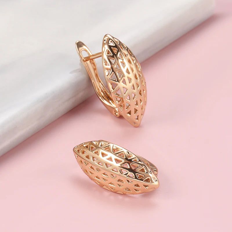 Smart Hollow Rhombus Drop Earrings in 585 Rose Gold for Bridal Bliss