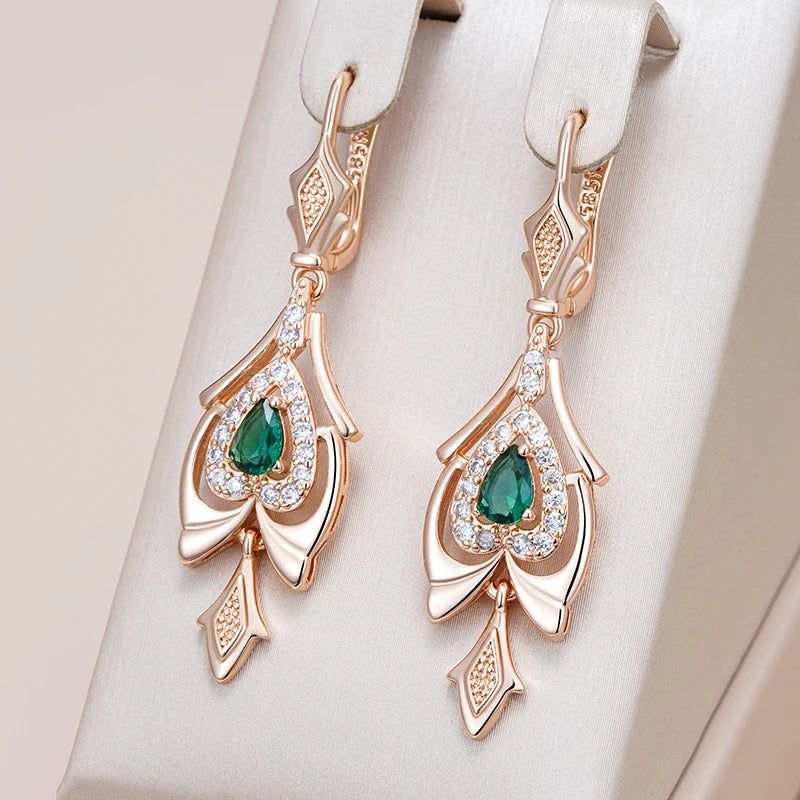 Smart Vintage-Inspired 585 Rose Gold Drop Earrings with Crystal Flower and Green Natural Zircon Accents