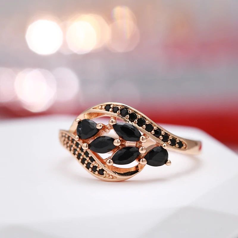 Smart Vintage-Inspired 585 Rose Gold Leaf Ring with Black Natural Zircon Inlay