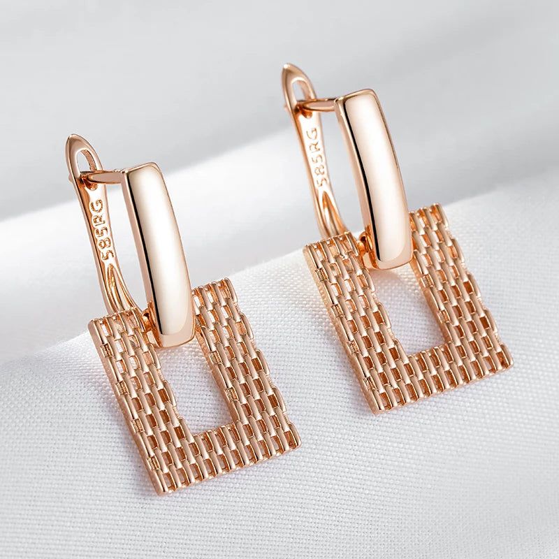 Smart Vintage-Inspired 585 Rose Gold Square Dangle Earrings with Hollow Weave Design