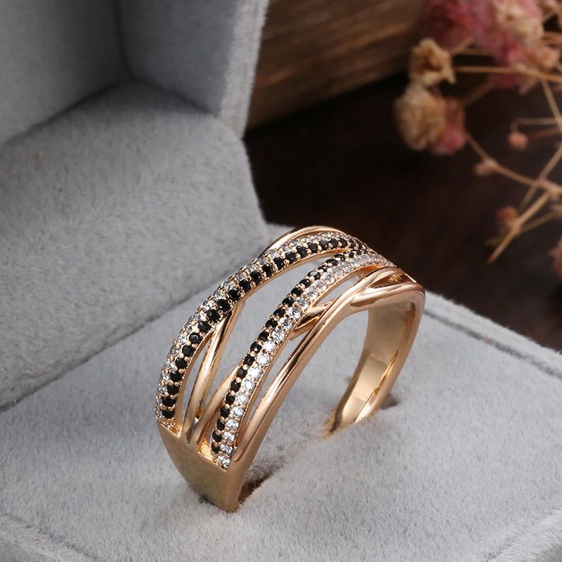 Smart Vintage-Inspired Geometric Rose Gold Ring with Black Natural Zircon