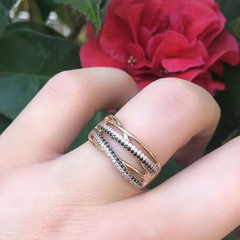 Smart Vintage-Inspired Geometric Rose Gold Ring with Black Natural Zircon