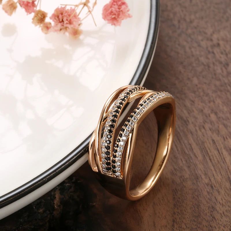 Smart Vintage-Inspired Geometric Rose Gold Ring with Black Natural Zircon