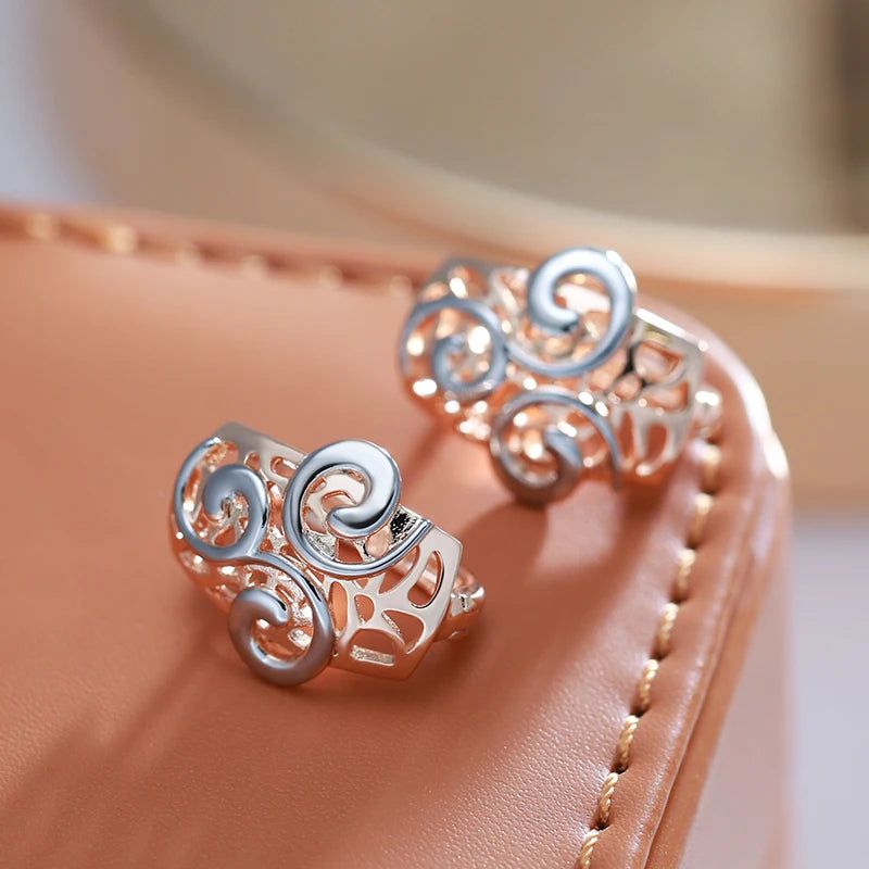 Smart Vintage-Inspired Rose Gold Flower Earrings with Silver Plating