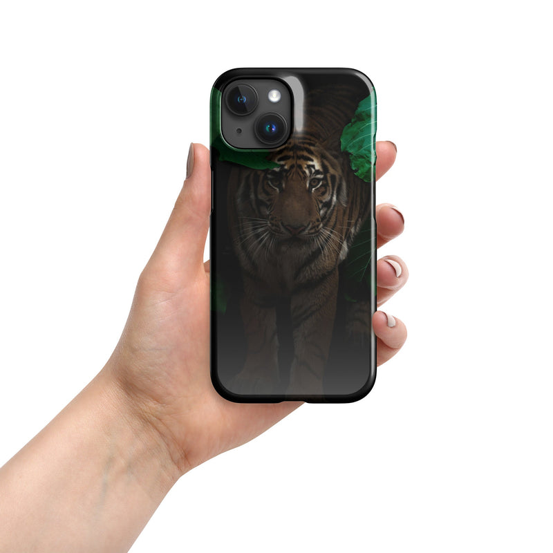 Snap case for iPhone® iPhone 15 Cat in Darkness Design