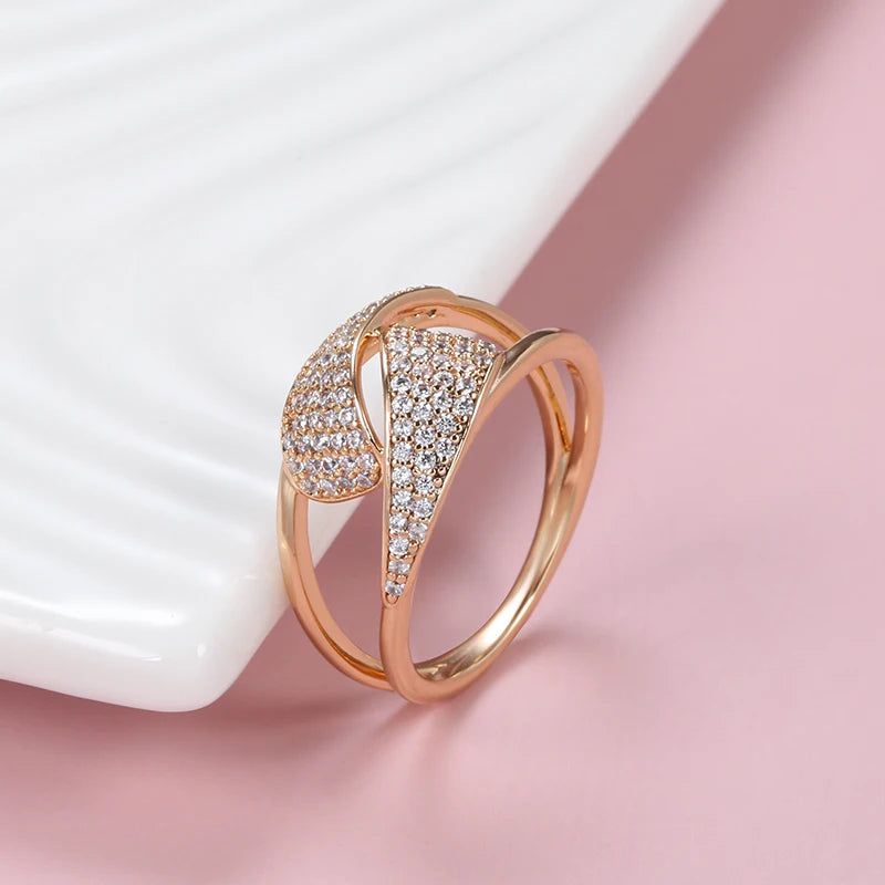 Sophisticated 585 Rose Gold Geometric Ring with Natural Zircon Inlay