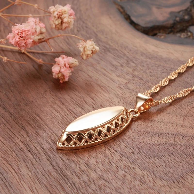 Sophisticated 585 Rose Gold Weaving Rhombus Pendant Necklace