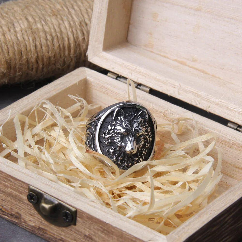 Stainless Steel Viking Wolf Ring with Wooden Gift Box - Timeless Men's Jewelry