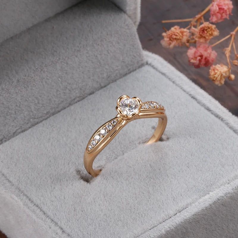 Stunning 585 Rose Gold Cocktail Ring with Natural Zircon and Crystal Accents