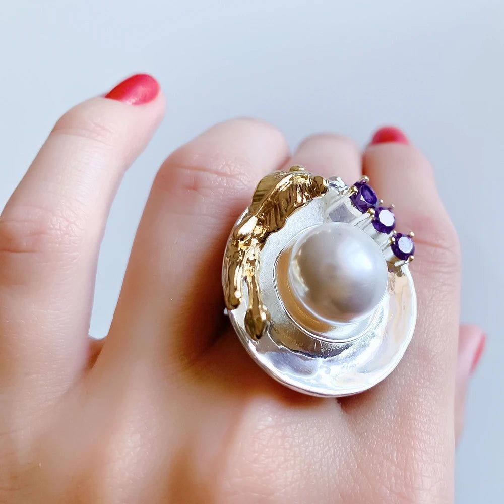 Stunning Cocktail Ring with Elegant Pearl and Zircon Accents