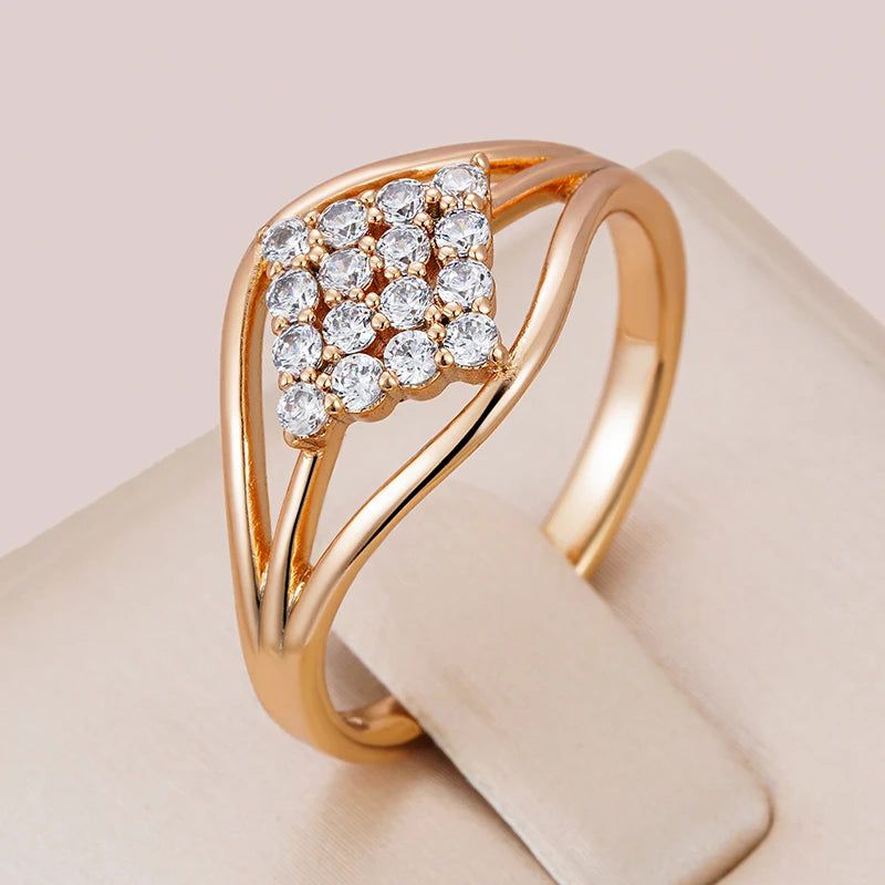 Stunning Vintage-Style 585 Rose Gold Geometric Ring with Natural Zircon Inlay