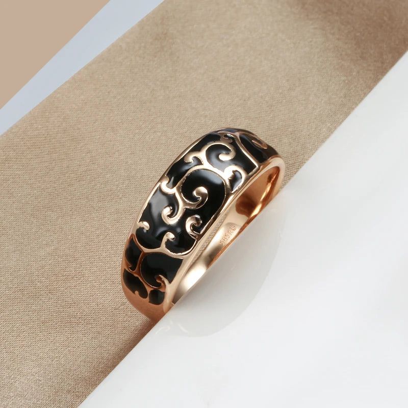 Stylish 585 Rose Gold and Black Enamel Geometric Cocktail Ring