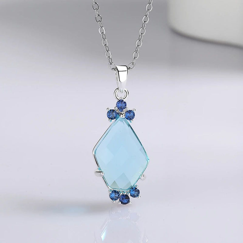 Stylish Aquamarine Geometric Pendant Necklace with Zircon Accents in Blue Tone