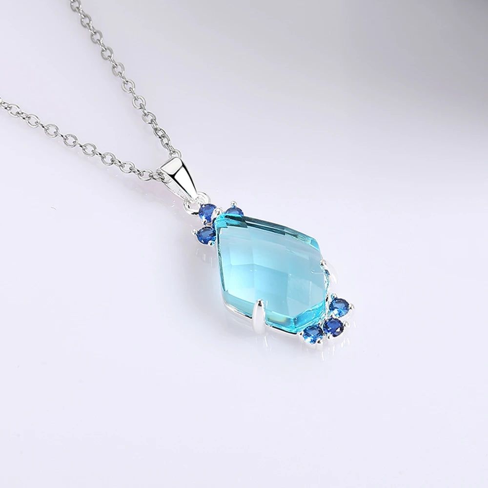 Stylish Aquamarine Geometric Pendant Necklace with Zircon Accents in Blue Tone