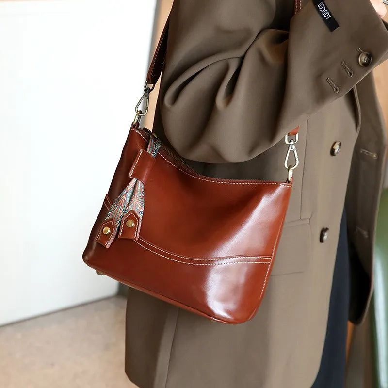 Stylish Genuine Leather Bucket Bag for Women - High-End Versatile Crossbody with Large Capacity