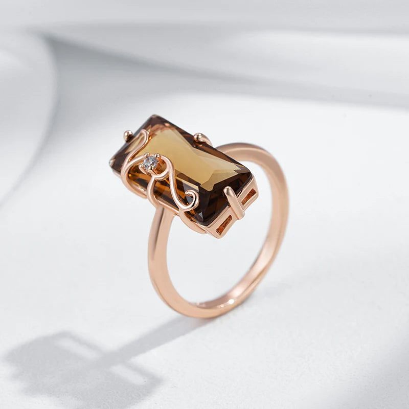 Stylish Geometric 585 Rose Gold Vintage Ring with Light Brown Natural Zircon