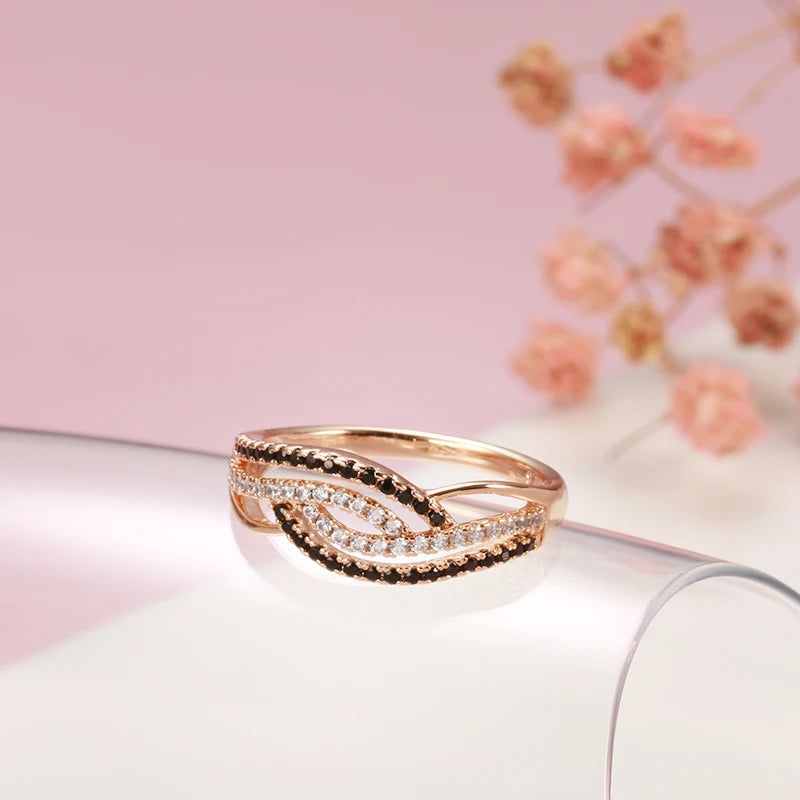 Stylish Geometric Black and White Zircon Ring in 585 Rose Gold Finish