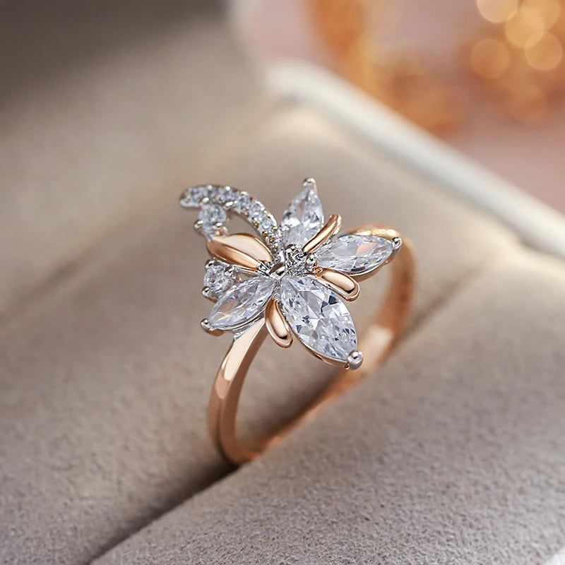 Stylish Geometric Floral Ring in 585 Rose Gold & Silver with Natural Zircon Crystals