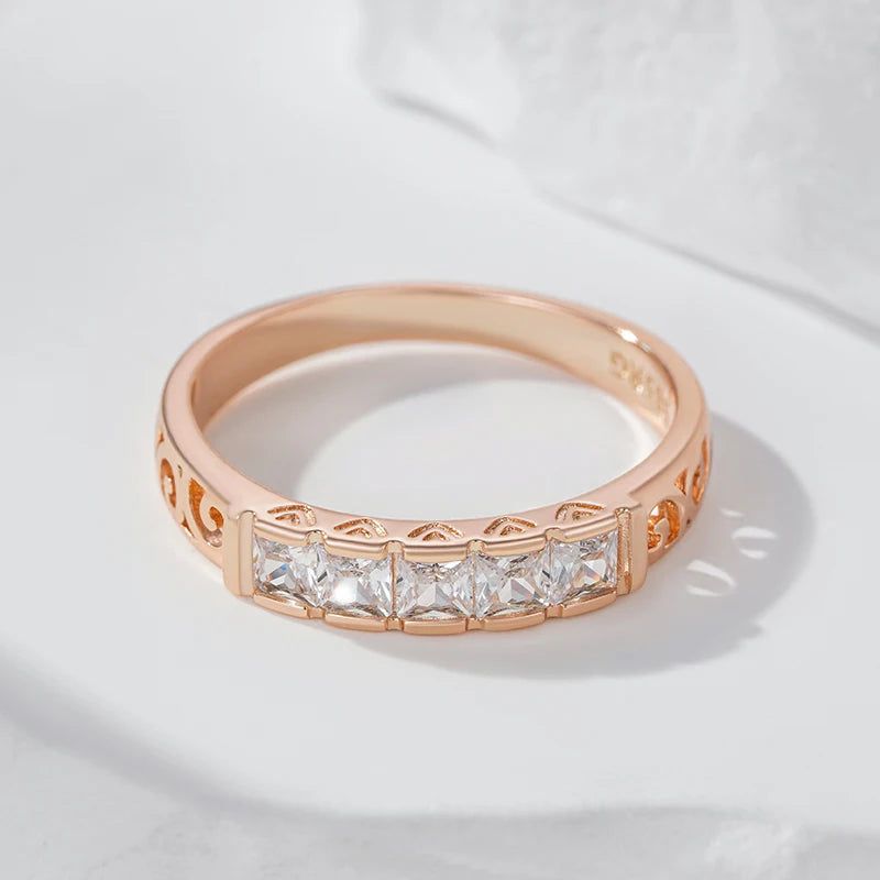 Stylish Geometric Hollow Flower Ring with Natural Zircon in 585 Rose Gold Finish