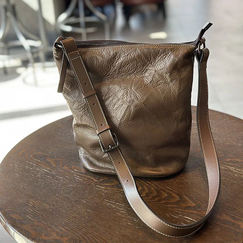 Stylish Pleated Genuine Leather Bucket Bag - Versatile Women's Shoulder and Crossbody Bag