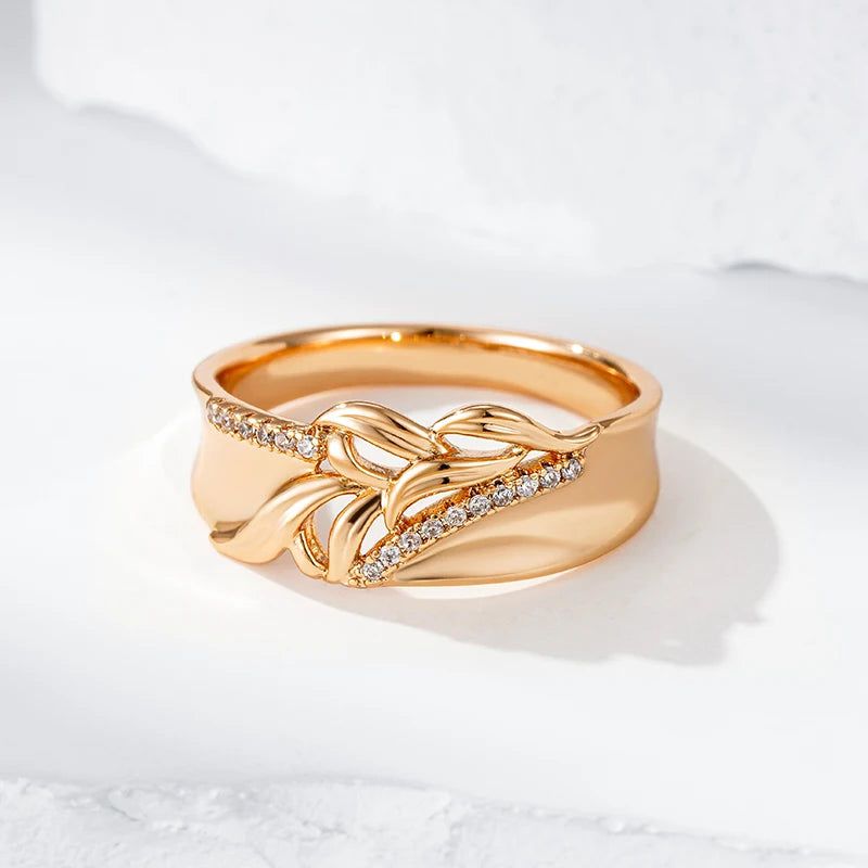 Stylish Retro Rose Gold-Plated Cocktail Ring with Shiny Natural Zircon