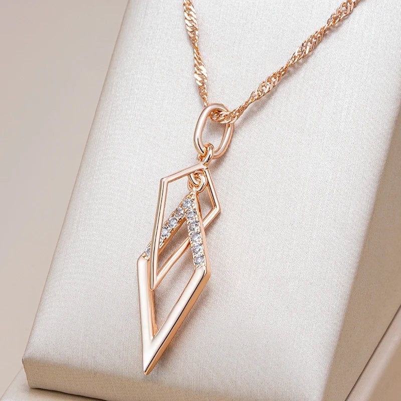 Stylish Rhombus Hollow Pendant Necklace with Natural Zircon in 585 Rose Gold Finish