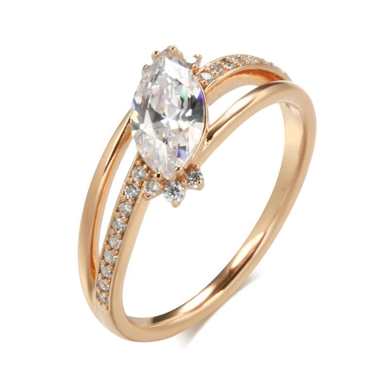 Stylish Rhombus Shaped Natural Zircon Cocktail Ring in 585 Rose Gold Finish