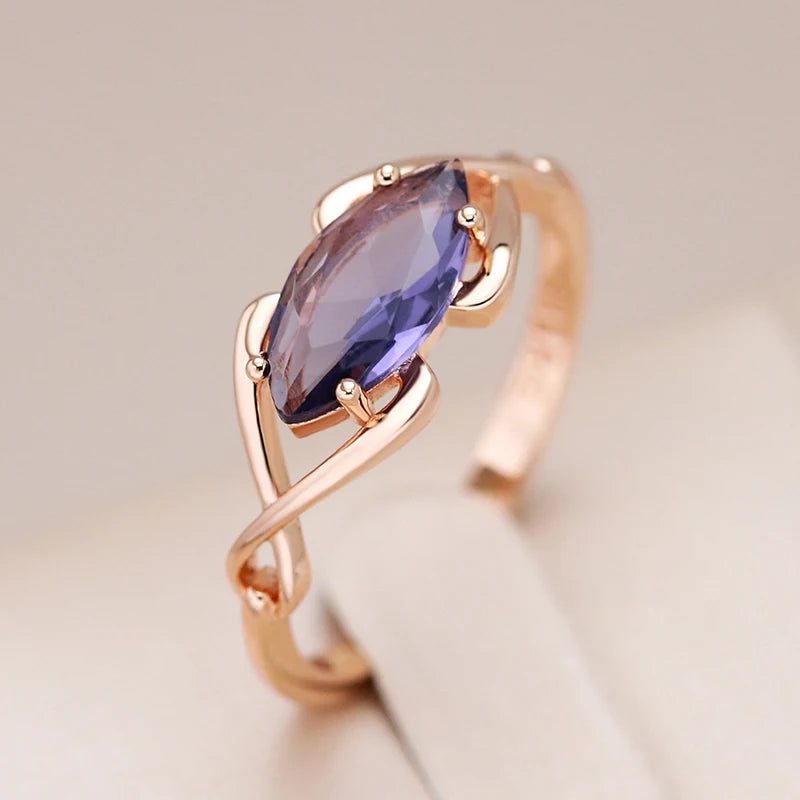 Stylish Rhombus Shaped Purple Natural Zircon Ring in Luxurious 585 Rose Gold Finish