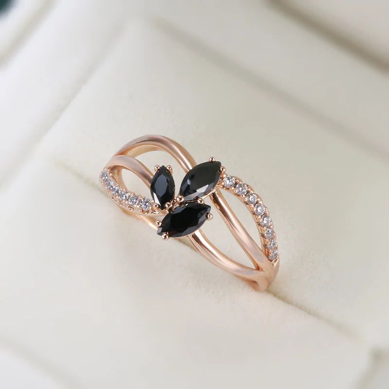 Stylish Rose Gold Black Zircon Cocktail Ring with Crystal Floral Design