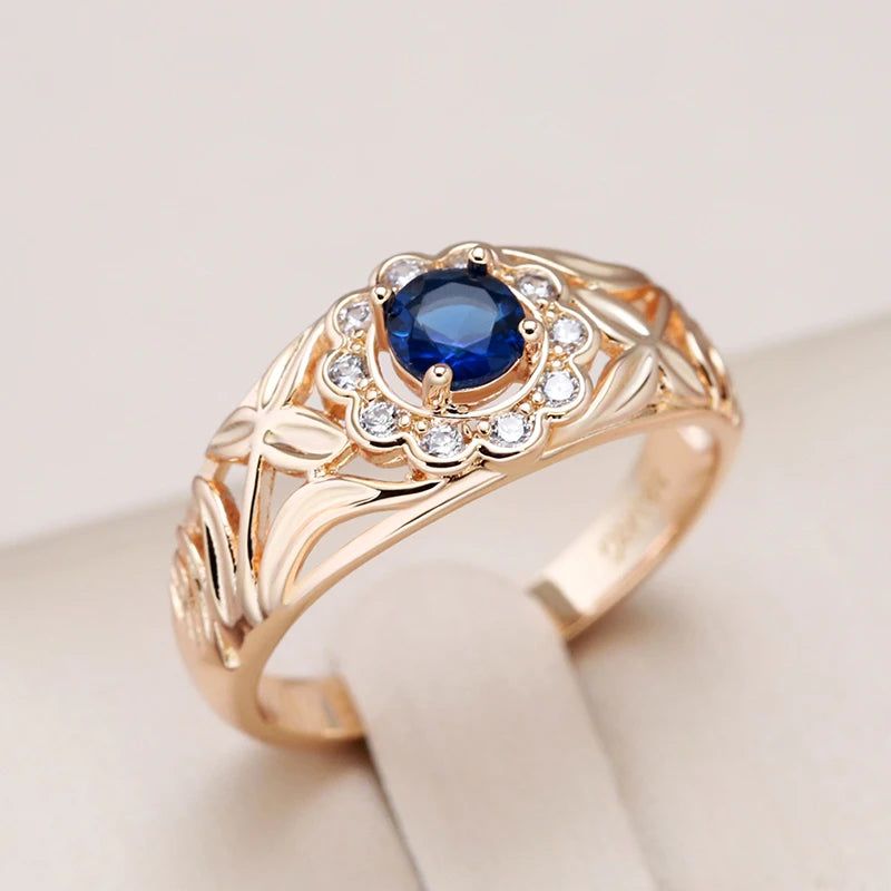 Stylish Rose Gold Cocktail Ring with Blue and White Natural Zircon for Women