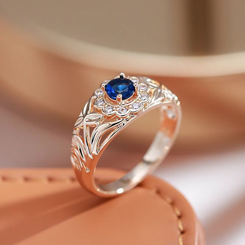 Stylish Rose Gold Cocktail Ring with Blue and White Natural Zircon for Women