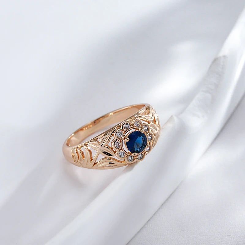 Stylish Rose Gold Cocktail Ring with Blue and White Natural Zircon for Women