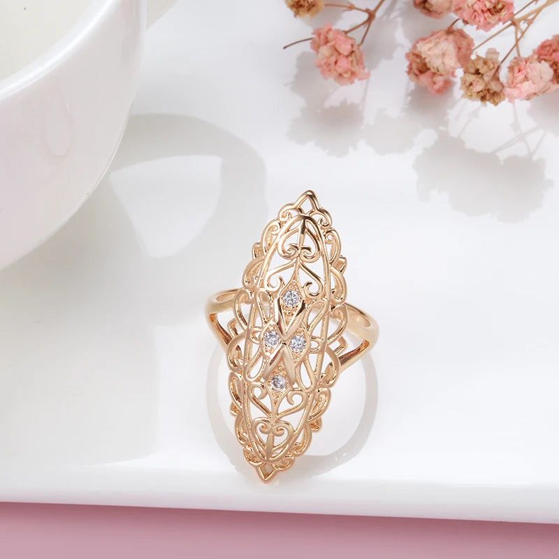 Stylish Rose Gold Cocktail Ring with Natural Zircon - Trendy Fashion Jewelry