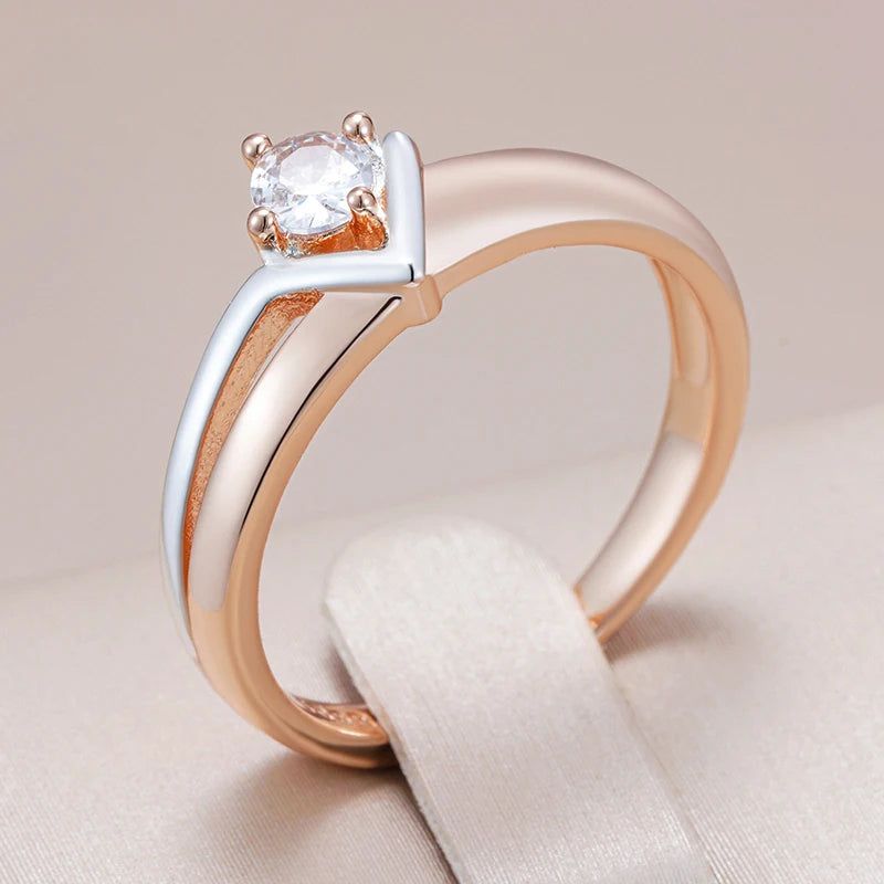 Stylish Rose Gold and Silver Natural Zircon Cocktail Ring with Slim Design