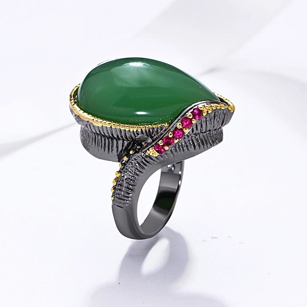 Stylish Vintage Green and Fuchsia Zircon Cocktail Ring with Golden Edges