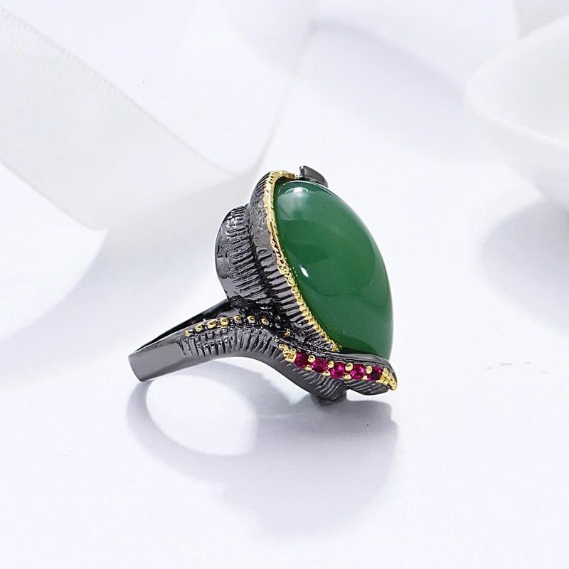 Stylish Vintage Green and Fuchsia Zircon Cocktail Ring with Golden Edges