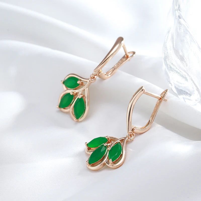 Stylish Vintage Long Drop Earrings in 585 Rose Gold with Green Natural Zircon Flower Design